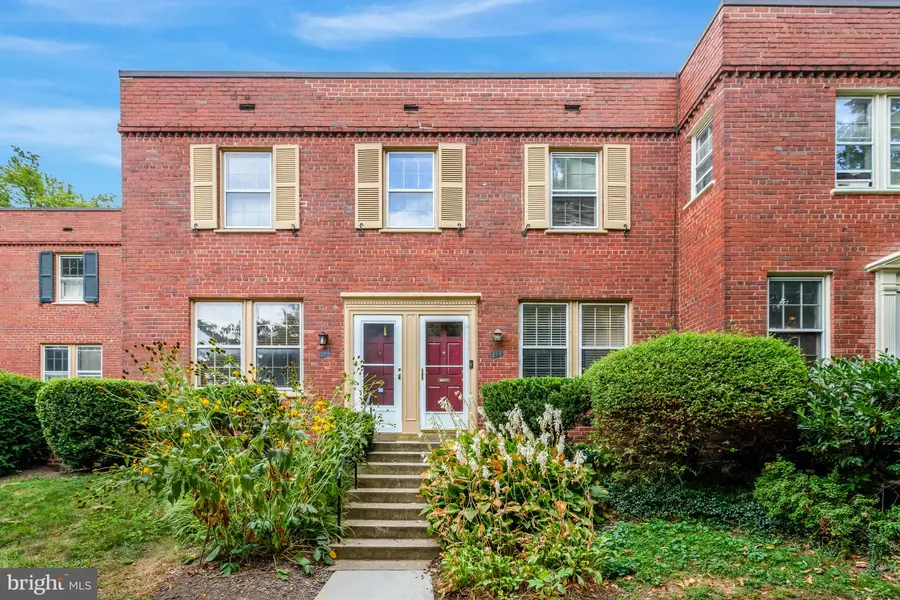 1500 S BARTON ST #595, Arlington, VA 22204