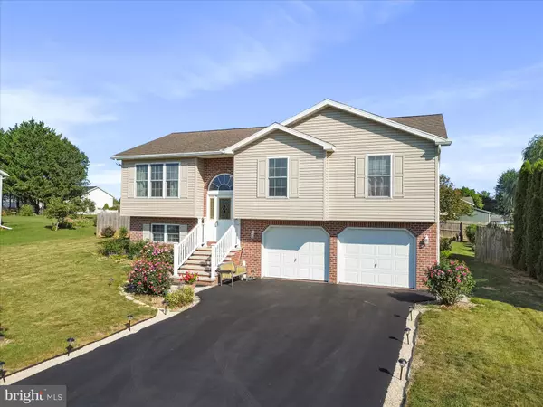 Shippensburg, PA 17257,1123 ASHTON DRIVE