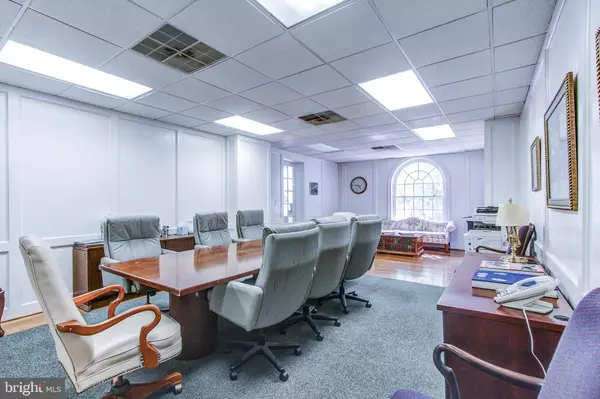 507 SWEDE ST, Norristown, PA 19401