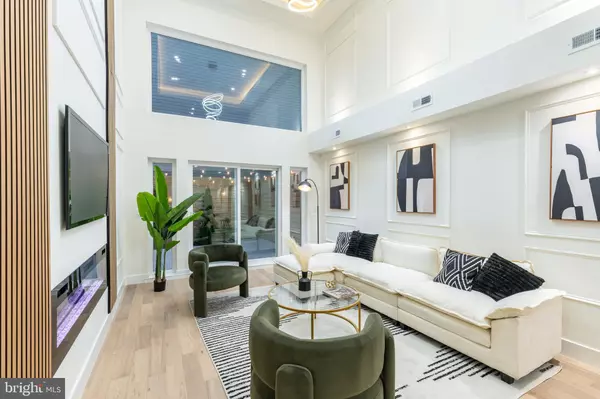 Philadelphia, PA 19125,2510 SEPVIVA ST