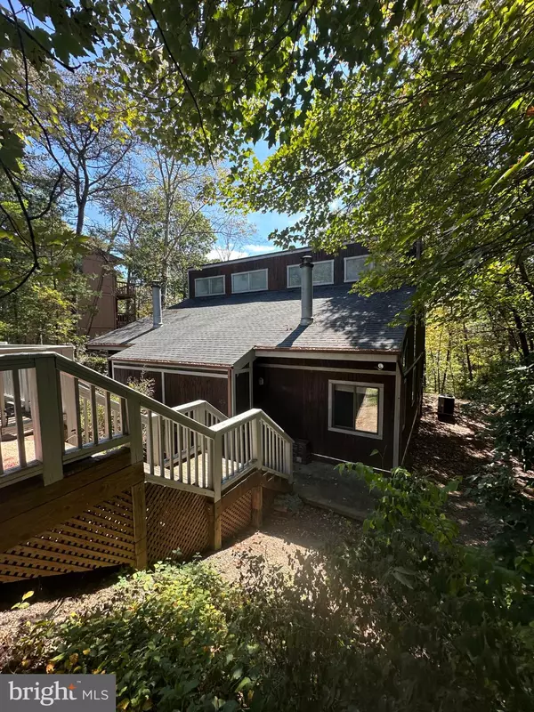 Basye, VA 22810,404 SPITZ LN #88 A & B