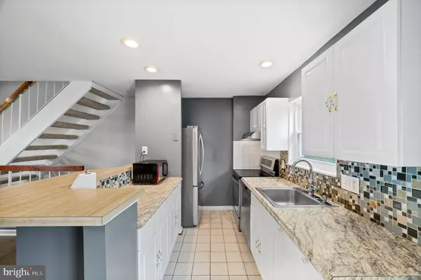 Germantown, MD 20874,18919 PINE RIDGE LN #10-3