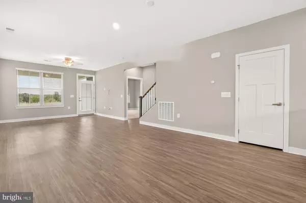 Frederick, MD 21704,3207 THORNAPPLE DR