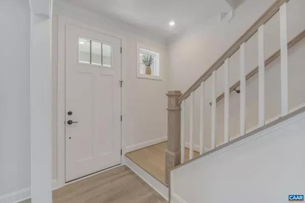 Charlottesville, VA 22901,19B FARROW COVE