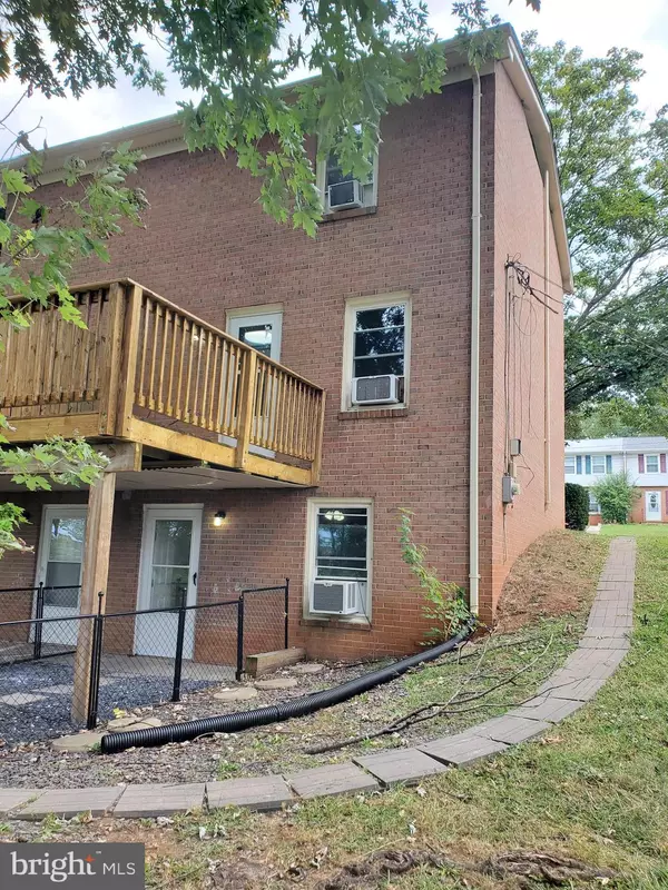 Front Royal, VA 22630,117-B SHENANDOAH AVE S