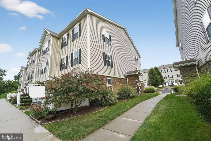 1822 CASSANDRA DR #117, Eldersburg, MD 21784