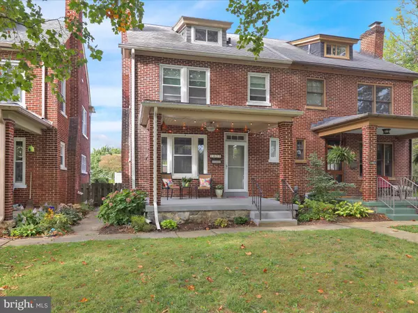 1023 W CLAY ST, Lancaster, PA 17603