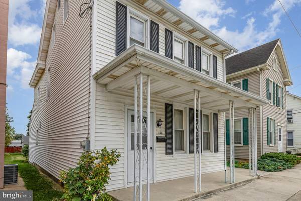 Annville, PA 17003,134 N RAILROAD ST