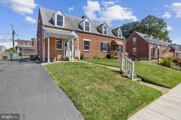 Swarthmore, PA 19081,724 PARKLANE RD