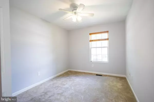 Edgewater, MD 21037,858 SELBY BLVD