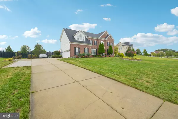 Bowie, MD 20720,5802 AMELIAS GROVE LN