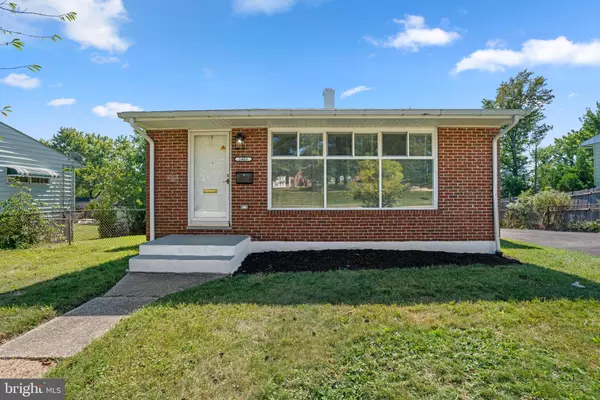 2405 E NORTHERN PKWY, Baltimore, MD 21214