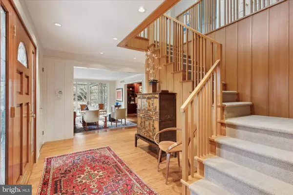 Wyndmoor, PA 19038,805 E GRAVERS LN