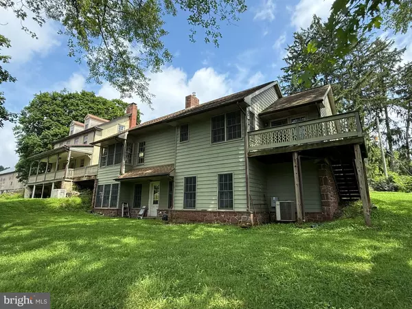 Mohnton, PA 19540,322 KURTZ MILL RD