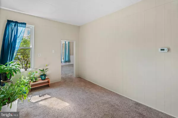 Ephrata, PA 17522,124 WASHINGTON AVE