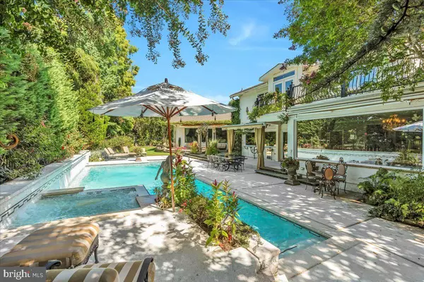 Cherry Hill, NJ 08003,4 WALDEN CT