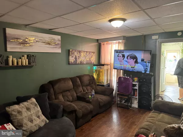 York, PA 17404,1431 W KING ST