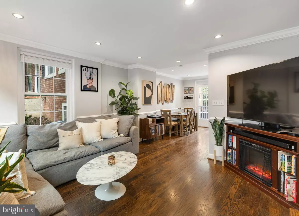 Arlington, VA 22206,2814 S COLUMBUS ST