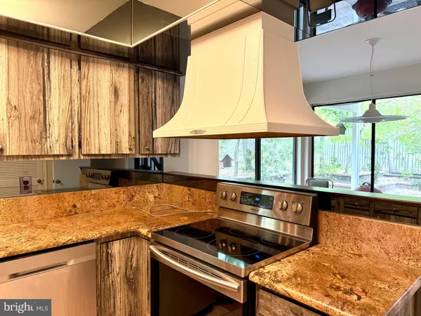 Voorhees, NJ 08043,4 HAZELHURST DR