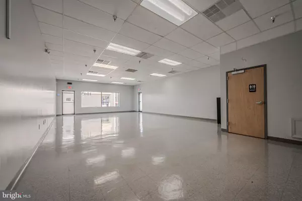 Dover, DE 19904,1043 WALKER RD