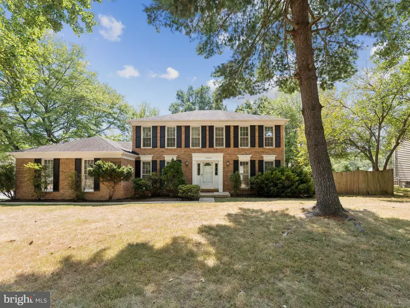 13563 POINT PLEASANT DR, Chantilly, VA 20151