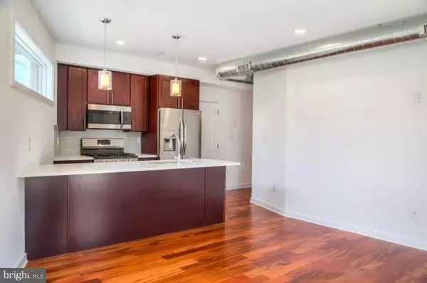 Philadelphia, PA 19122,320 CECIL B MOORE ST #5