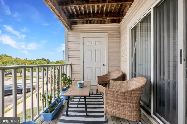 Columbia, MD 21046,9060 GRACIOUS END CT #204