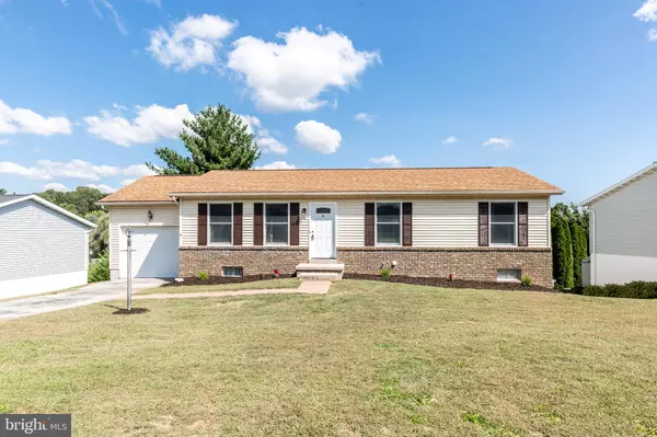 30 ALLEN DR, Hanover, PA 17331