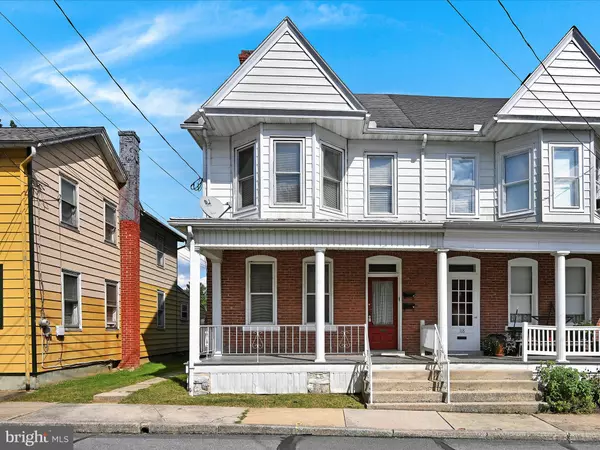 116 S CHERRY ST, Myerstown, PA 17067