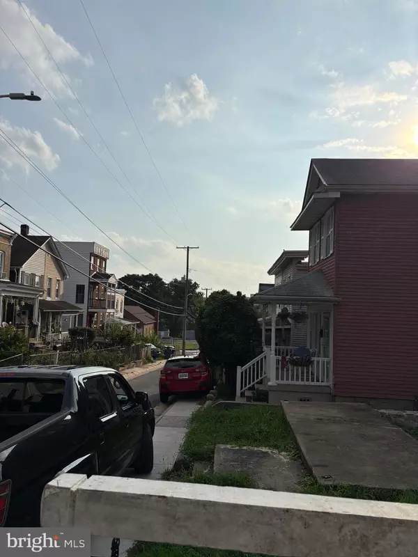 Baltimore, MD 21211,1220 DELLWOOD AVE