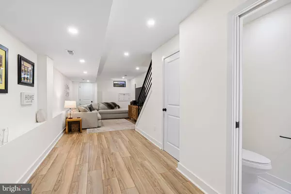 Philadelphia, PA 19146,2231 EARP