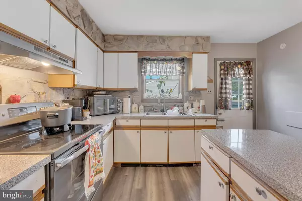 Browns Mills, NJ 08015,215 COVILLE DR