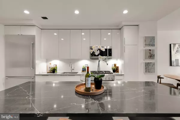 Washington, DC 20024,45 SUTTON SQ SW #303