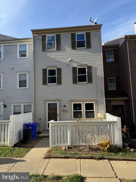 19970 APPLEDOWRE CIR #404, Germantown, MD 20876