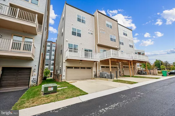 Gaithersburg, MD 20878,108 SALINGER DR