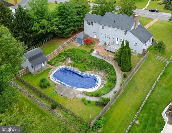 Mickleton, NJ 08056,552 HEREFORD LN