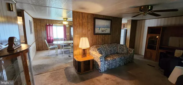 North Wales, PA 19454,433 RUNNING BROOK RD