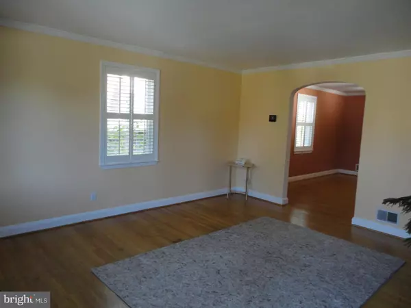 Catonsville, MD 21228,263 MEDWICK GARTH E