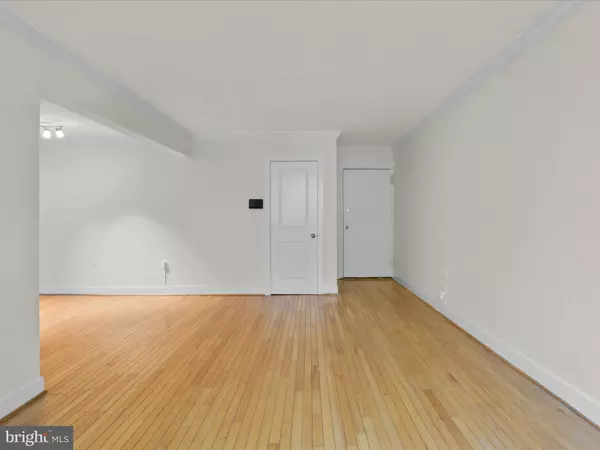 Washington, DC 20020,2850 HARTFORD ST SE #203