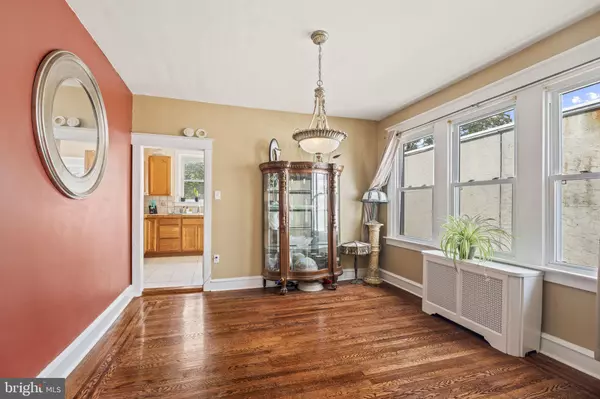 Philadelphia, PA 19111,7020 OXFORD AVE