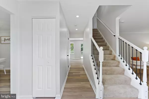 Clinton, MD 20735,5513 TINKERS CREEK PL
