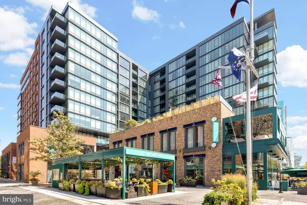 Washington, DC 20024,45 SUTTON SQ SW #303