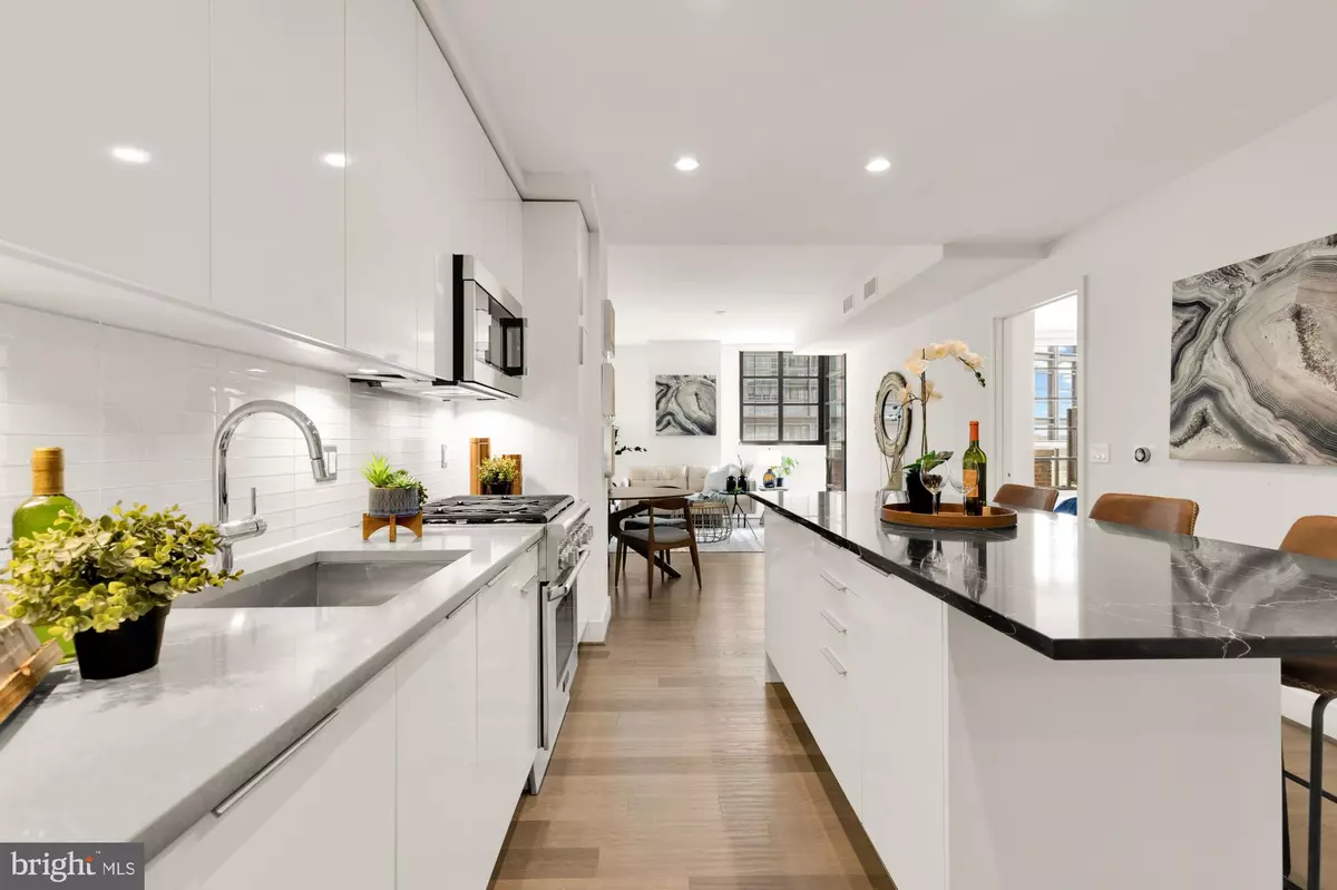 Washington, DC 20024,45 SUTTON SQ SW #303