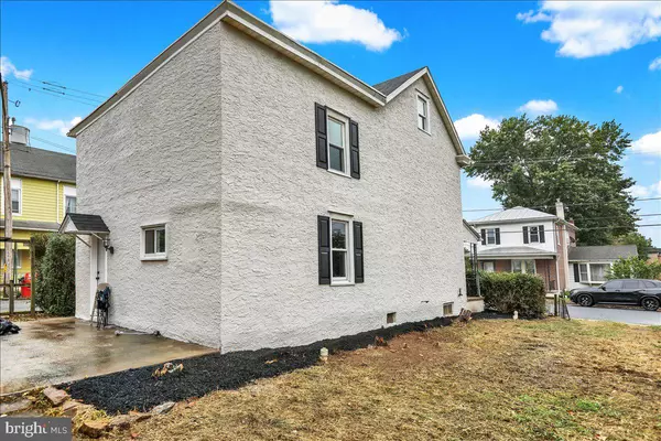 Pottstown, PA 19464,3 W RACE ST