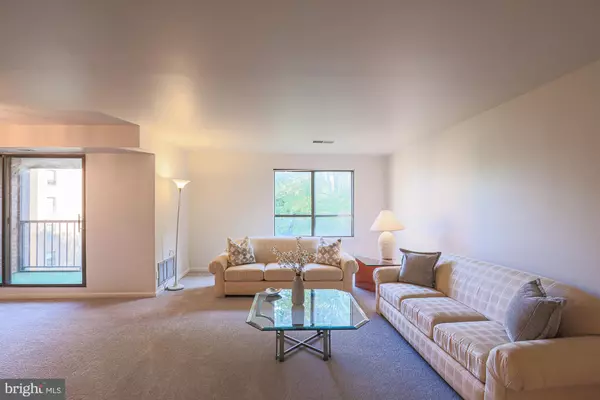 Baltimore, MD 21215,6317 PARK HEIGHTS AVE #311