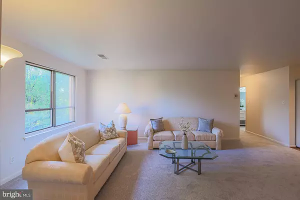 Baltimore, MD 21215,6317 PARK HEIGHTS AVE #311