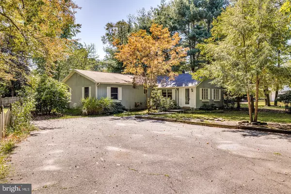 220 E LAKE BLVD,  Medford,  NJ 08055