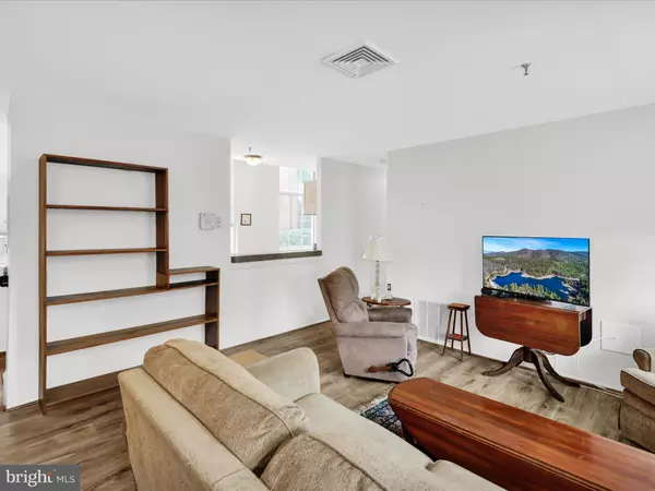 Lancaster, PA 17603,917 COLUMBIA AVE #UNIT 221