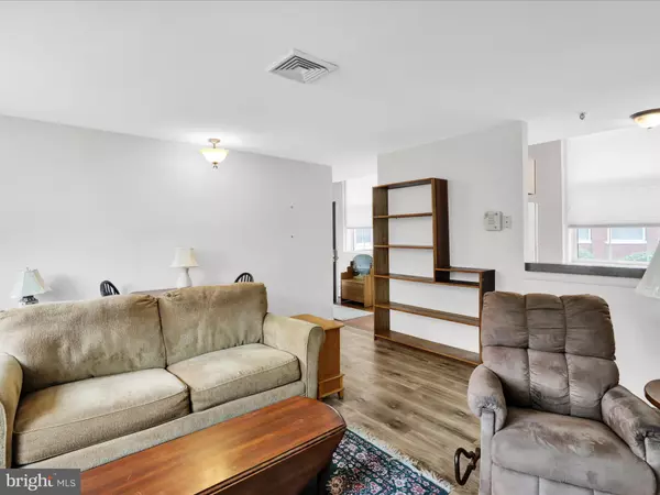 Lancaster, PA 17603,917 COLUMBIA AVE #UNIT 221