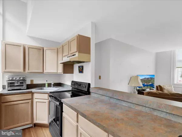 Lancaster, PA 17603,917 COLUMBIA AVE #UNIT 221